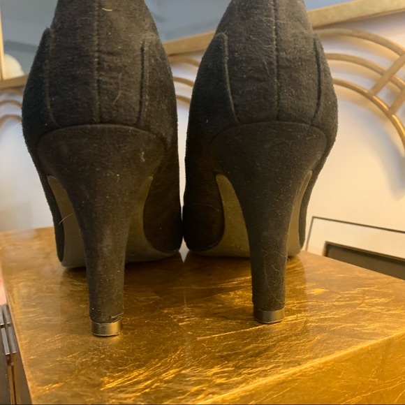 XAppeal Black Velvet Pumps 7.5 - Picture 5 of 13